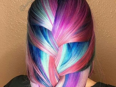 Fun Hair Chalk To Change Your Hair Color